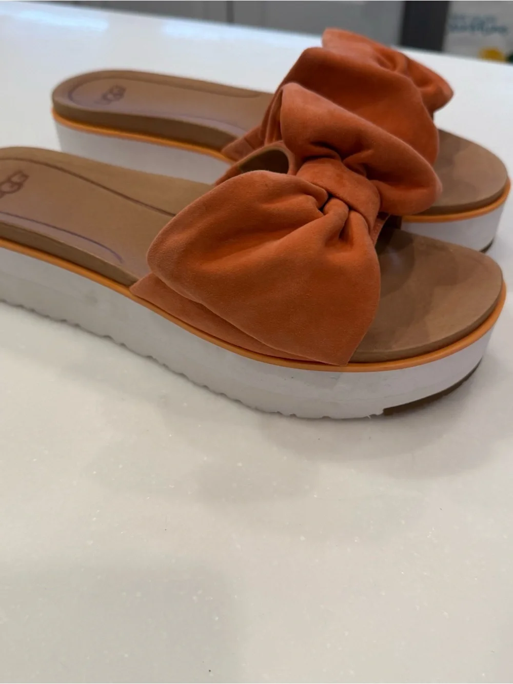 UGG Joan Women’s Platform Slides Suede Bow Coral Sz  US 9.5 /UK 8 /EU 40.5 NEW